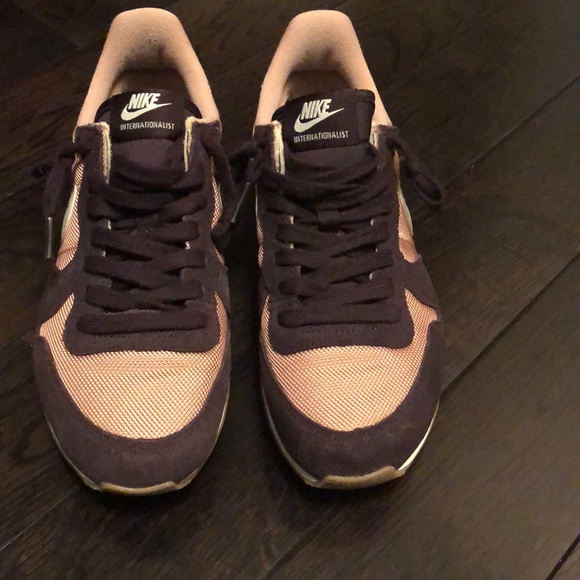 Nike Shoes - Nike Running shoes